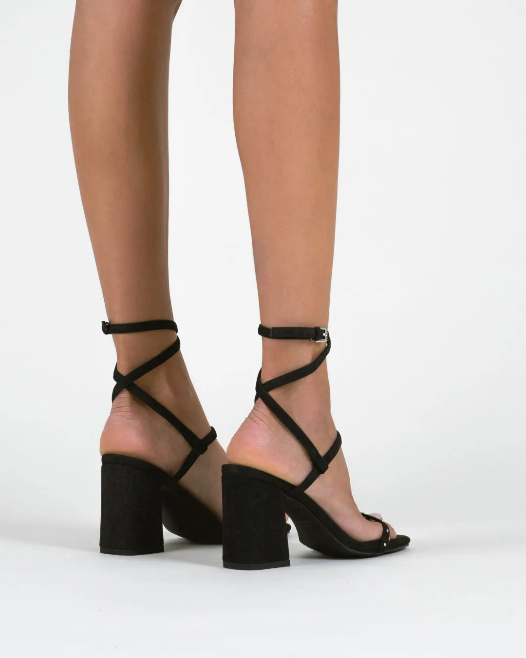 IGNAZIA NEGRO STUDS