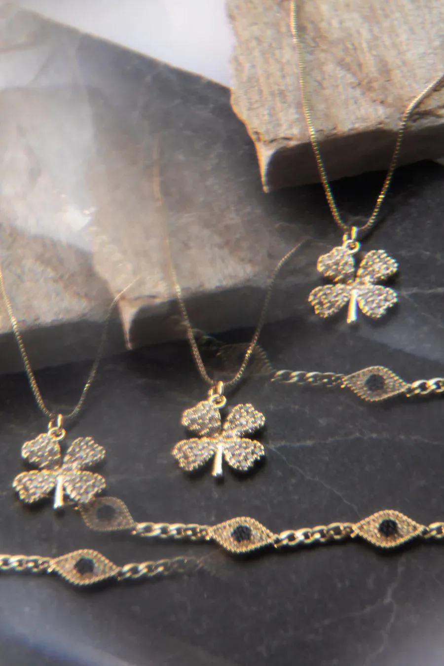 The Highline Lucky Necklace Clear Stones