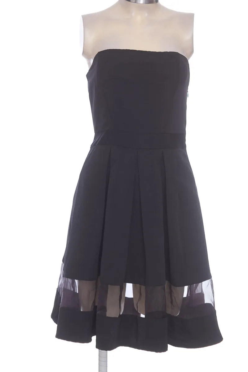 Vestido / Enterizo color Negro - Express